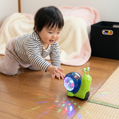 光って音楽が流れる はいはい用 おもちゃのカタツムリ